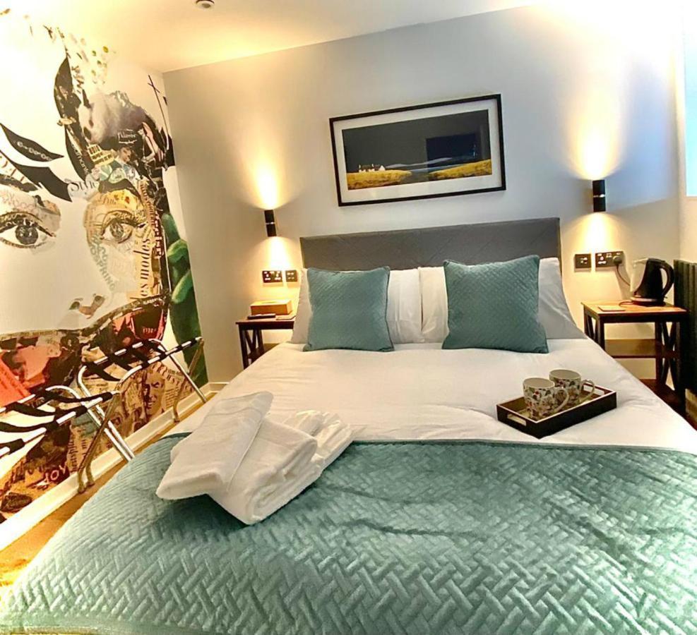 The Cherry Tree Hotel Kingston Blount Exteriör bild